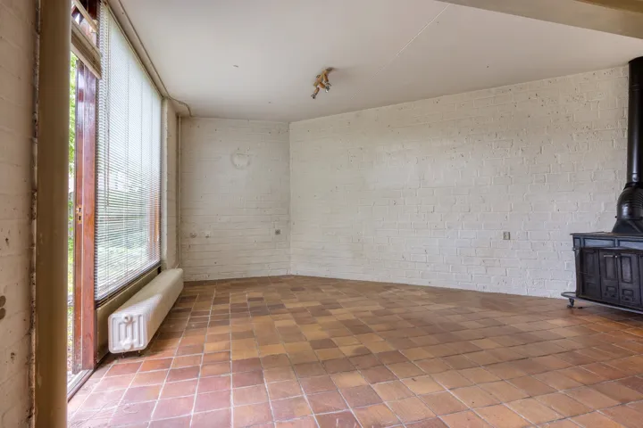 Woonkamer met houtkachel
